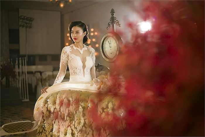 Ngay sau khi đăng quang ngôi Quán quân Bước nhảy hoàn vũ 2014, Ninh Dương Lan Ngọc có sự thay đổi chóng mặt về hình ảnh.