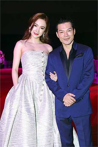 Đêm 22/5, Trần Bảo Sơn xuất hiện cùng nhiều mỹ nhân showbiz dự một đêm thời trang tại TP. Hồ Chí Minh.