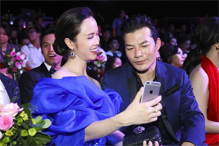 Thời gian này, bên cạnh dự án phim sản xuất, hình ảnh của Trần Bảo Sơn cũng đang dần… nóng hơn bởi những cảnh quay nóng bỏng cùng người đẹp Vũ Ngọc Anh trong bộ phim triệu đô của đạo diễn Nguyễn Phan Quang Bình – 'Quyên'.