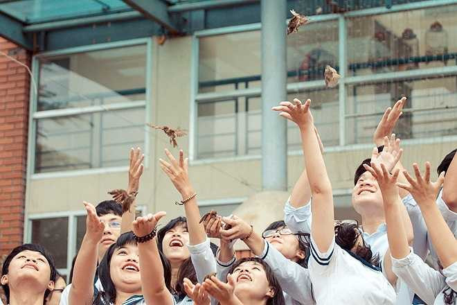 Mong muốn của tất cả giáo viên trong trường là được thấy học trò trưởng thành, làm người tốt với trái tim đầy yêu thương.