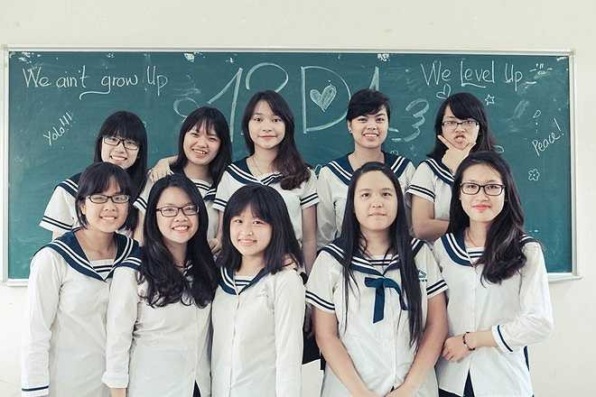 Nữ sinh lớp 12 xinh xắn trong ngày chia tay cuối cấp.