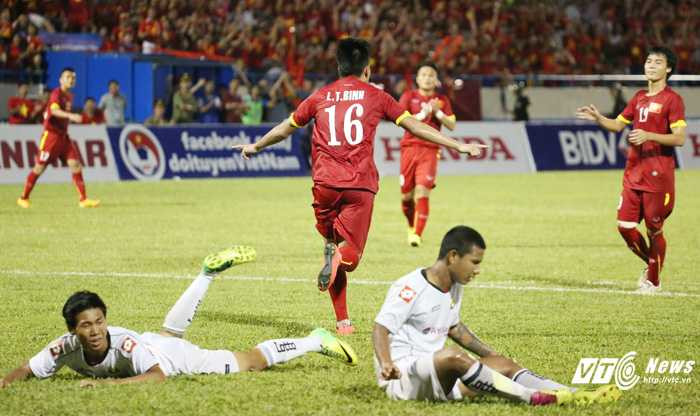 Thanh Bình quyết giành suất đá SEA Games