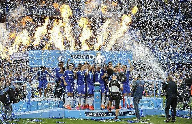 Chiến thắng 3-1 trước Sunderland còn giúp Chelsea lập kỷ lục trở thành đội thua ít nhất trong một mùa giải ở các đấu trường nước Anh mùa này.