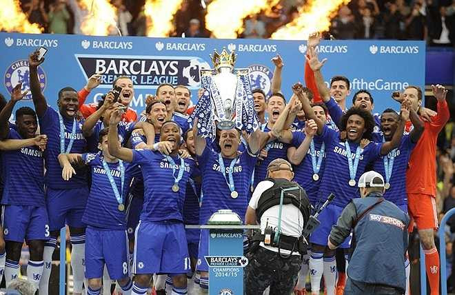 Theo đó, The Blues chỉ thua đúng 4 trận ở mùa này và vượt qua Man Utd, đội thua 5 trận khi giành cú ăn ba ở mùa giải 1998-1999.