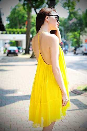 Bộ sưu tập trang phục dạo phố ấn tượng của người đẹp.