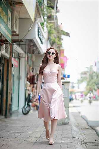 Nữ diễn viên Angela Phương Trinh đã tham gia một event tại Hà Nội