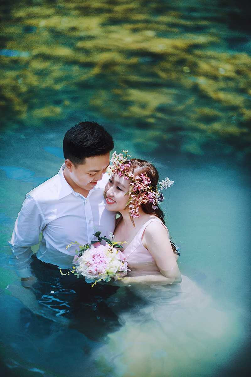 Bộ ảnh cưới đẹp lung linh ở 'chốn thần tiên' của đôi bạn trẻ Sài thành