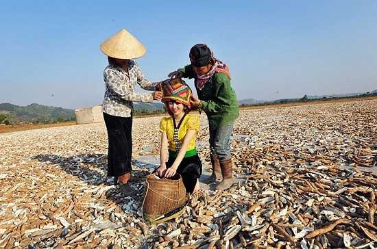 Cô bạn hot girl này luôn dành được tình cảm yêu quý từ thầy cô, bạn bè trong trường. 