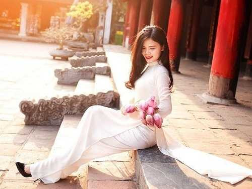 Cô bạn chia sẻ: 'Từ nhỏ mình đã yêu màu xanh áo lính, khi biết tin đậu vào trường mình cảm thấy tự hào và vui sướng khi được khoác lên mình bộ cảnh phục'. 