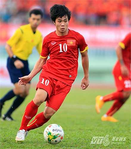 Nổi lên từ U19 và hiện là cầu thủ được kỳ vọng nhất U23 Việt Nam nhờ kỹ thuật điêu luyện, có tính đột biến cao.