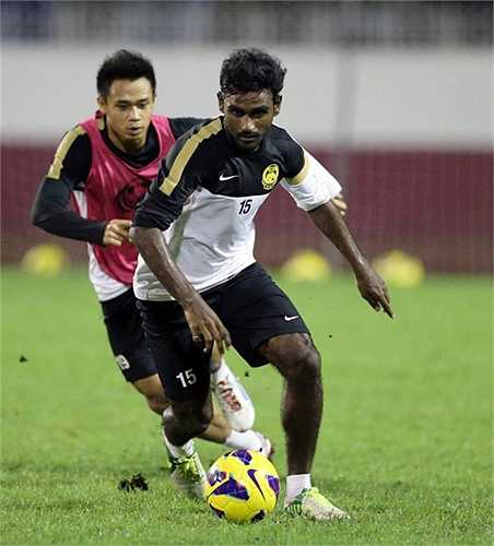 Tiền vệ Gary Steven Robbat - U23 Malaysia (23 tuổi).