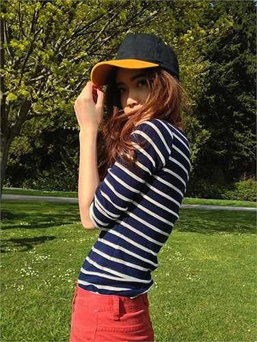  Thân hình đáng ghen tị của Mai Ngọc Phượng. 