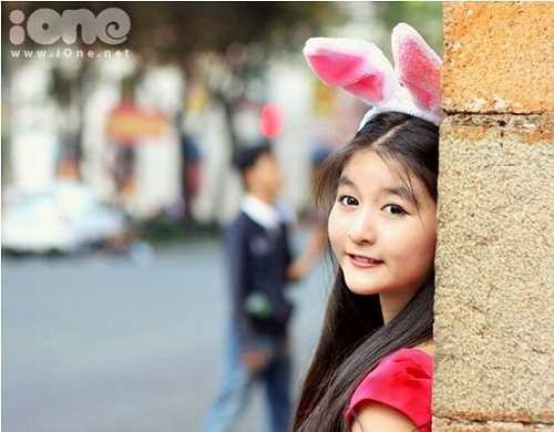 Quỳnh đang học lớp 10 tại trường THPT Trần Quang Khải TP HCM.