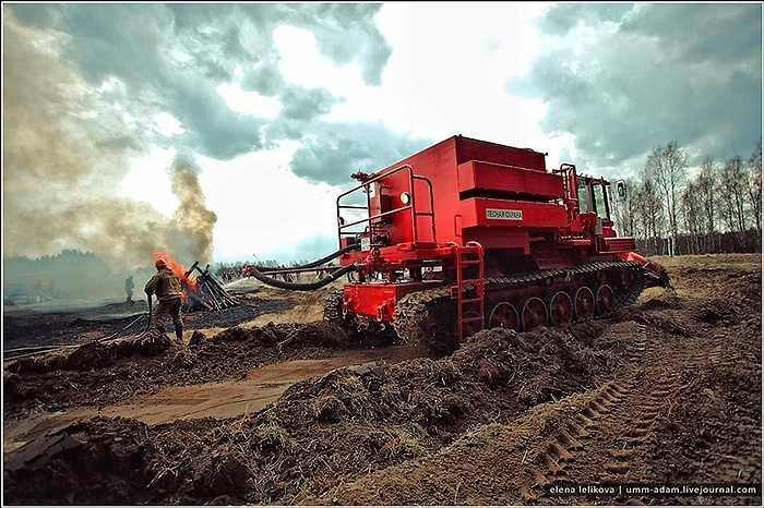 Cơ quan khí tượng Nga còn dự báo sẽ nóng hơn cả năm 2010, năm mà cả Matxcova bị bao phủ bởi màn khói dày của các vụ cháy rừng. Người dân được khuyến cáo đóng chặt mọi cửa sổ trong khi nhiệt độ ngoài trời luôn ở mức 35 độ C