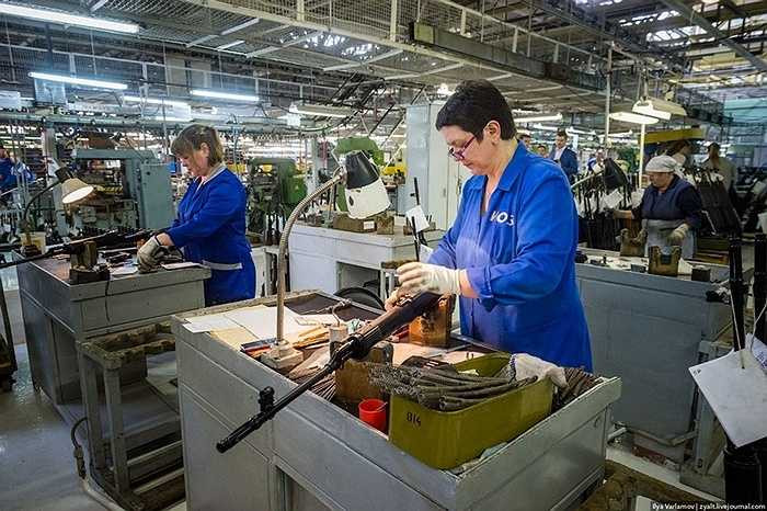 Nòng của súng bắn tỉa cũng là bộ phận cực kỳ quan trọng.