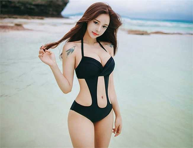 Cô thường xuyên xuất hiện trong các chương trình truyền hình Hàn Quốc 