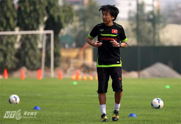 HLV Miura thắng 2 thua 1 trước Malaysia