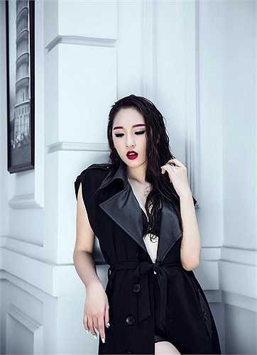 Trong năm nay, Emily sẽ tiếp tục ra mắt các single mới