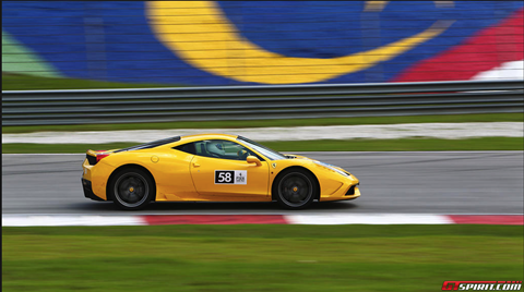 Cuộc hội ngộ 100 chiếc Ferrari xuyên ĐNA lớn nhất từ trước đến nay