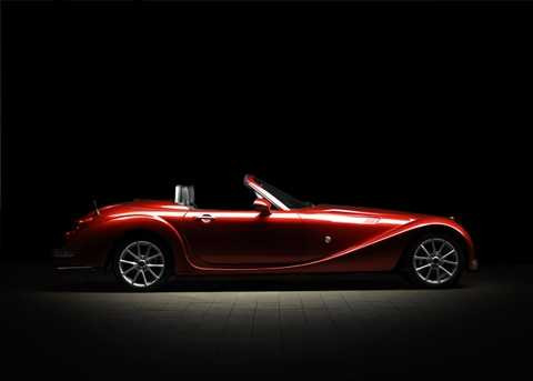 Mitsuoka Roadster độc đáo nhất từ Nhật Bản đã tới Anh Quốc
