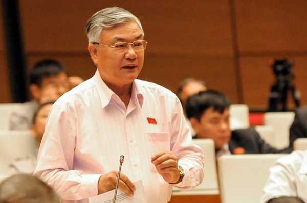 Đại biểu Phạm Đức Châu (Quảng Trị) 