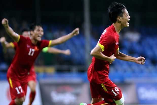 Văn Toàn có thể được đá chính