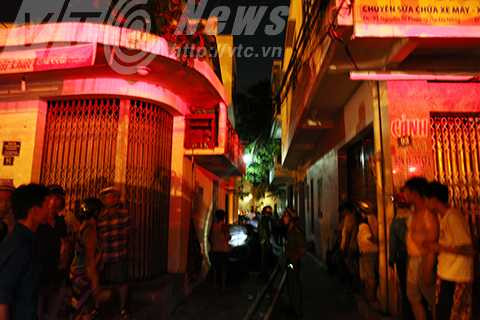 hỏa hoạn, cháy cơ sở, tái chế, lốp ô tô, khu dân cư, náo loạn, Đà Nẵng, cảnh sát, PCCC