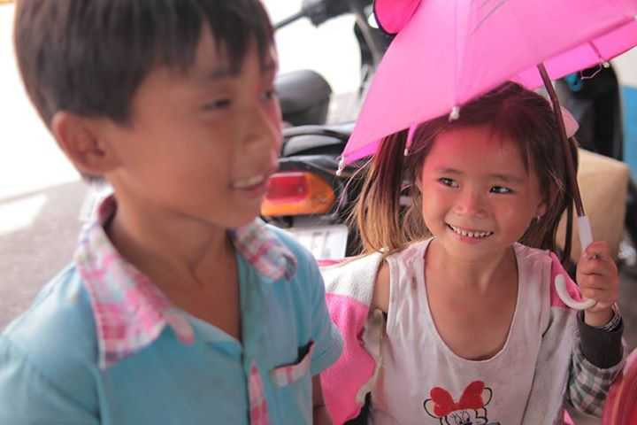 thì sông cứ chảy