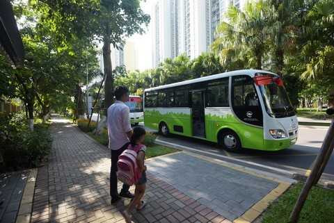 Ecopark bổ sung thêm 5 xe Ecobus chất lượng cao