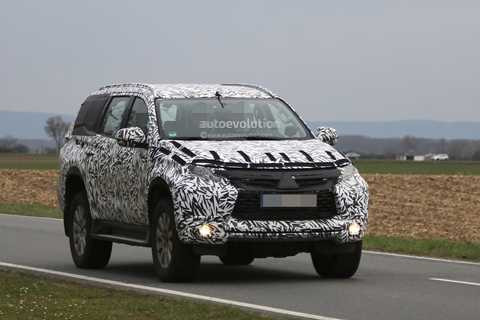 Mitsubishi Pajero Sport 2016 bị 'rò rỉ' thiết kế trước khi ra mắt