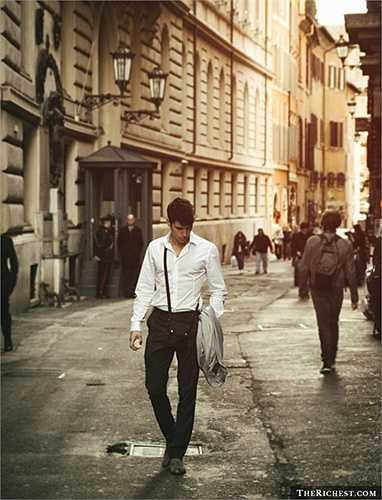 7. Italia. Có lẽ không cần phải nói nhiều về sự quyến rũ của đàn ông Italia nữa. Nếu bạn là một fan bóng đá Seria A thì có lẽ sẽ hiểu rõ tại sao các quý cô luôn mê mệt các chàng trai Ý