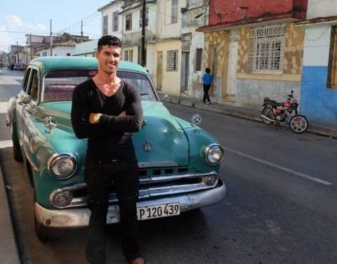 2. Cuba. Bạn sẽ thực sự bất ngờ khi thấy tên quốc gia này trong danh sách. Người Cuba không những lịch sự mà còn luôn nồng ấm, cũng như quan tâm đến người xung quanh - Đức tính đáng mơ ước với nhiều người