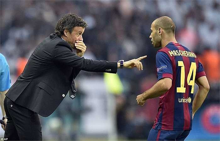 Luis Enrique ăn 3 ngay mùa đầu làm HLV trưởng. Một kết quả vô cùng ấn tượng nếu biết ông và Messi đã có thời gian dài mâu thuẫn ở mùa giải năm nay