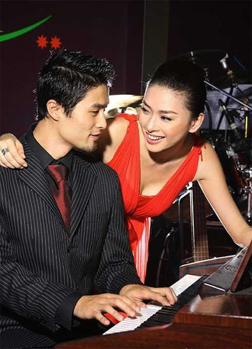 Ngô Thanh Vân và Johnny Trí Nguyện ngày còn mặn nồng