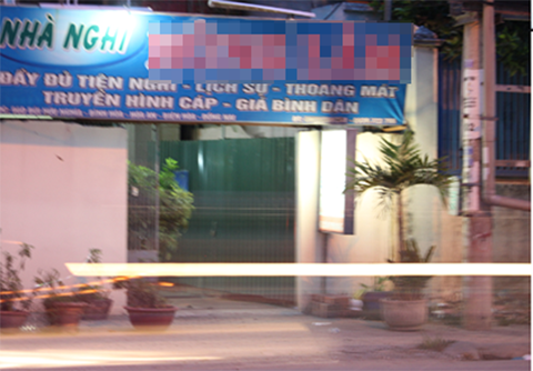 vào nhà nghỉ, hai người đàn ông, mất tích, chết, đêm khuya, say xỉn