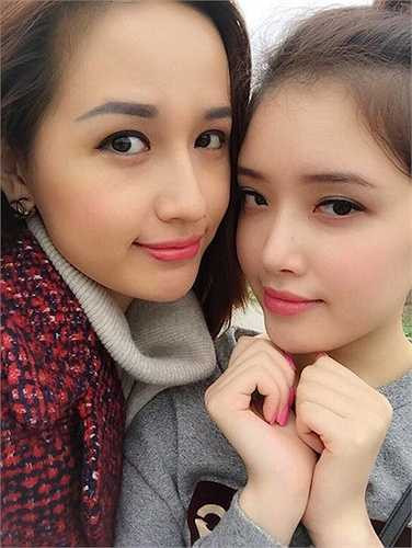 Đứng cạnh chị gái mình, Ngọc Phương không có chút thua kém về nhan sắc. Sự trở lại của cô được xem như một cú 'lột xác' ngoạn mục 