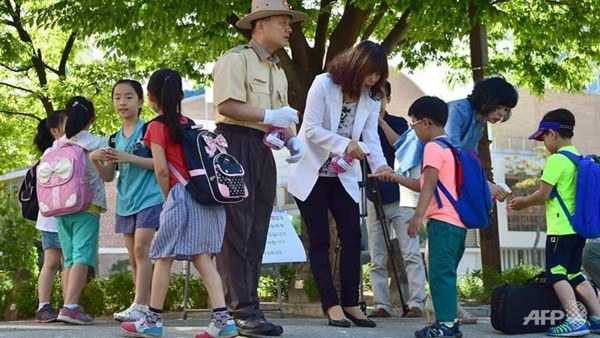 6 sản phẩm bỗng dưng 'cháy hàng' tại Hàn Quốc nhờ dịch Mers