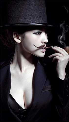 Sinh năm 1980, năm nay đã 35 tuổi nhưng Liễu Nham vẫn là cái tên hút công chúng trong làng giải trí Hoa ngữ