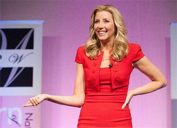 9. Sara Blakely - Không chỉ đứng thứ 91 trong số 100 người phụ nữ quyền lực thế giới và thứ 17 trong danh sách những người phụ nữ giàu có nhất nước Mỹ năm 2015, Sara Blakely còn sở hữu một vẻ đẹp đầy cuốn hút. 