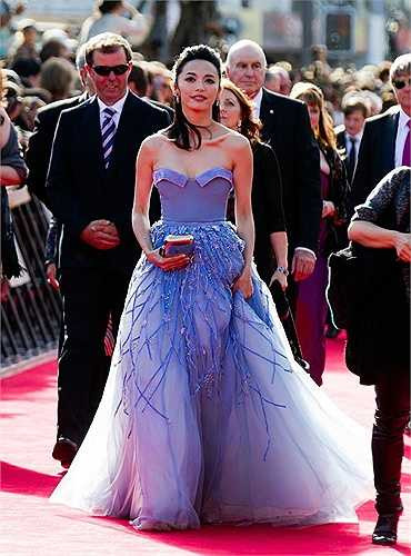 2. Yao Chen - Được biết đến với vai trò là Đại sứ thiện chí của Liên Hợp Quốc, Yao Chen khiến mọi người nể phục khi dám đề cập đến những vấn đề chính trị nóng bỏng ở Trung Quốc. 