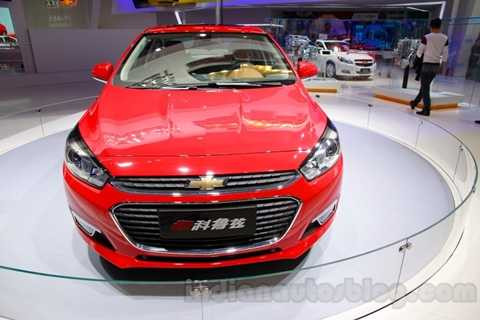 Chevrolet Cruze 2016 thế hệ tiếp theo ra mắt vào 24/6