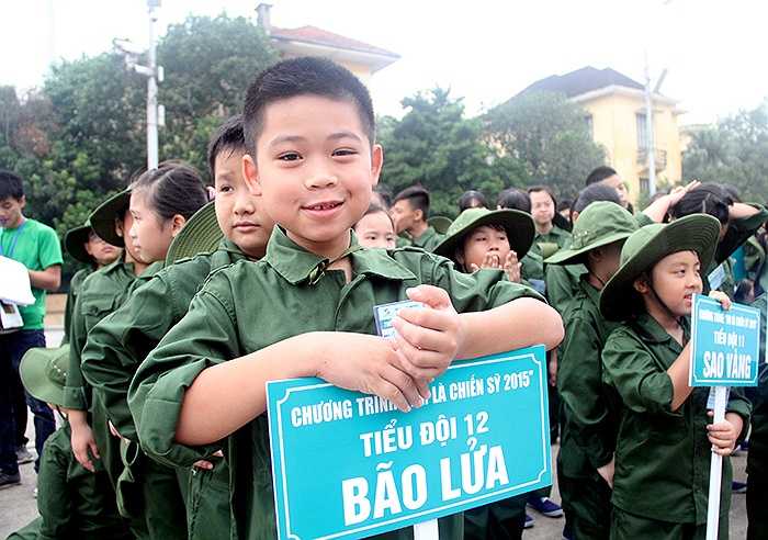 Chương trình Em là chiến sĩ lần đầu tiên được tổ chức năm 2014 dành cho hơn 300 em học sinh đã đem lại cho các học viên một mùa hè bổ ích và những trải nghiệm đáng nhớ. 