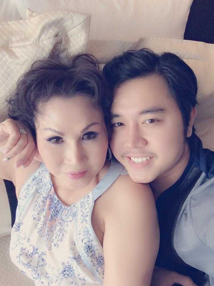 Độ ăn chơi ngút trời của các nữ doanh nhân Việt