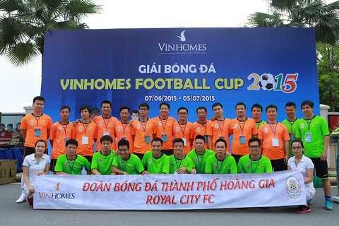 Sôi động khai mạc giải bóng đá Vinhomes Football Cup 2015