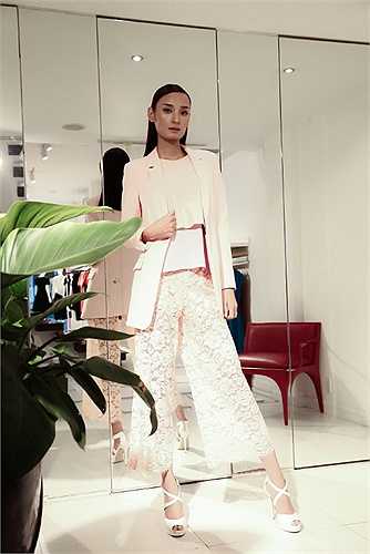 Tuy nhiên, Lê Thúy luôn bị nhận xét là quá gầy.