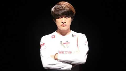 15 người kiếm tiền tỷ nhờ... chơi game