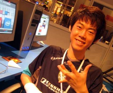 15 người kiếm tiền tỷ nhờ... chơi game