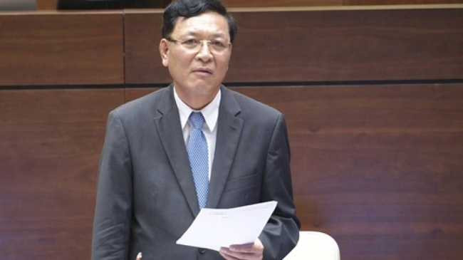Bộ trưởng Phạm Vũ Luận trả lời chất vấn trước Quốc hội