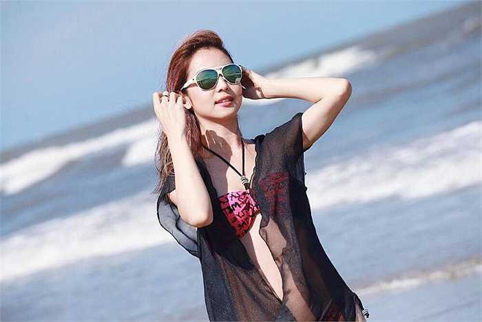 Thời gian gần đây Jennifer Phạm đắt show làm MC sự kiện.