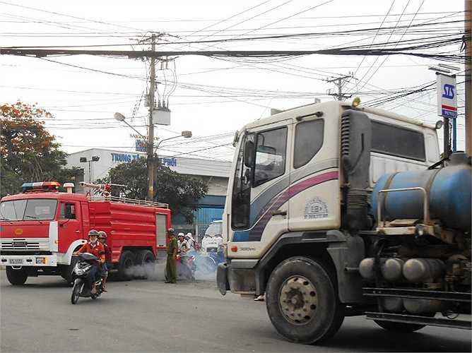 Những tình huống khẩn cấp như cháy nhà khi gặp phải giao thông hỗn loạn ảnh hưởng nhiều đến việc chữa cháy.